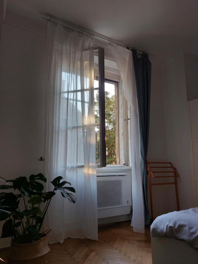 Quiet Apartment Near Buda Castle Budapeste Exterior foto