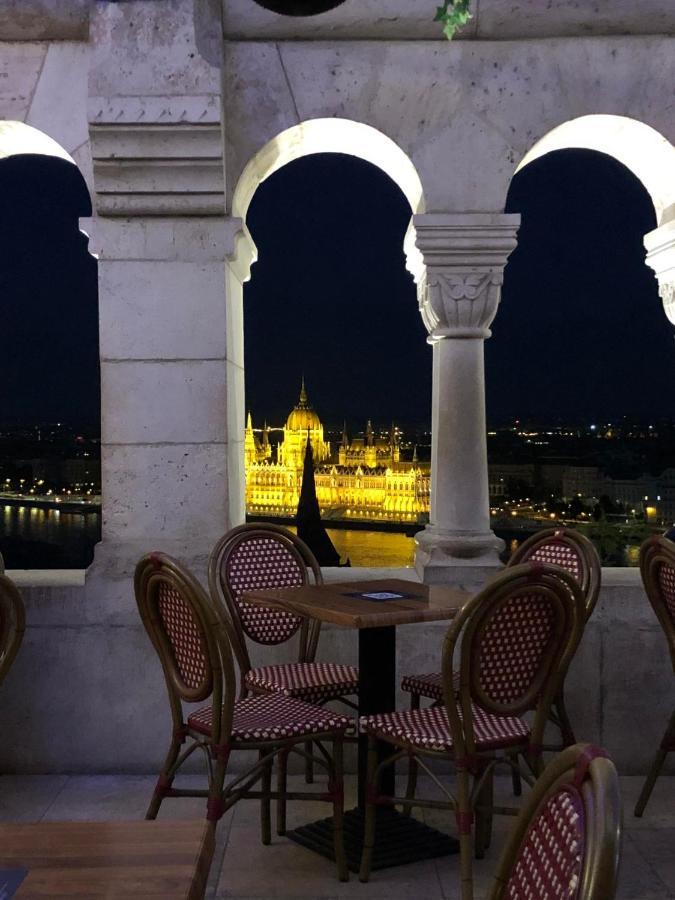 Quiet Apartment Near Buda Castle Budapeste Exterior foto